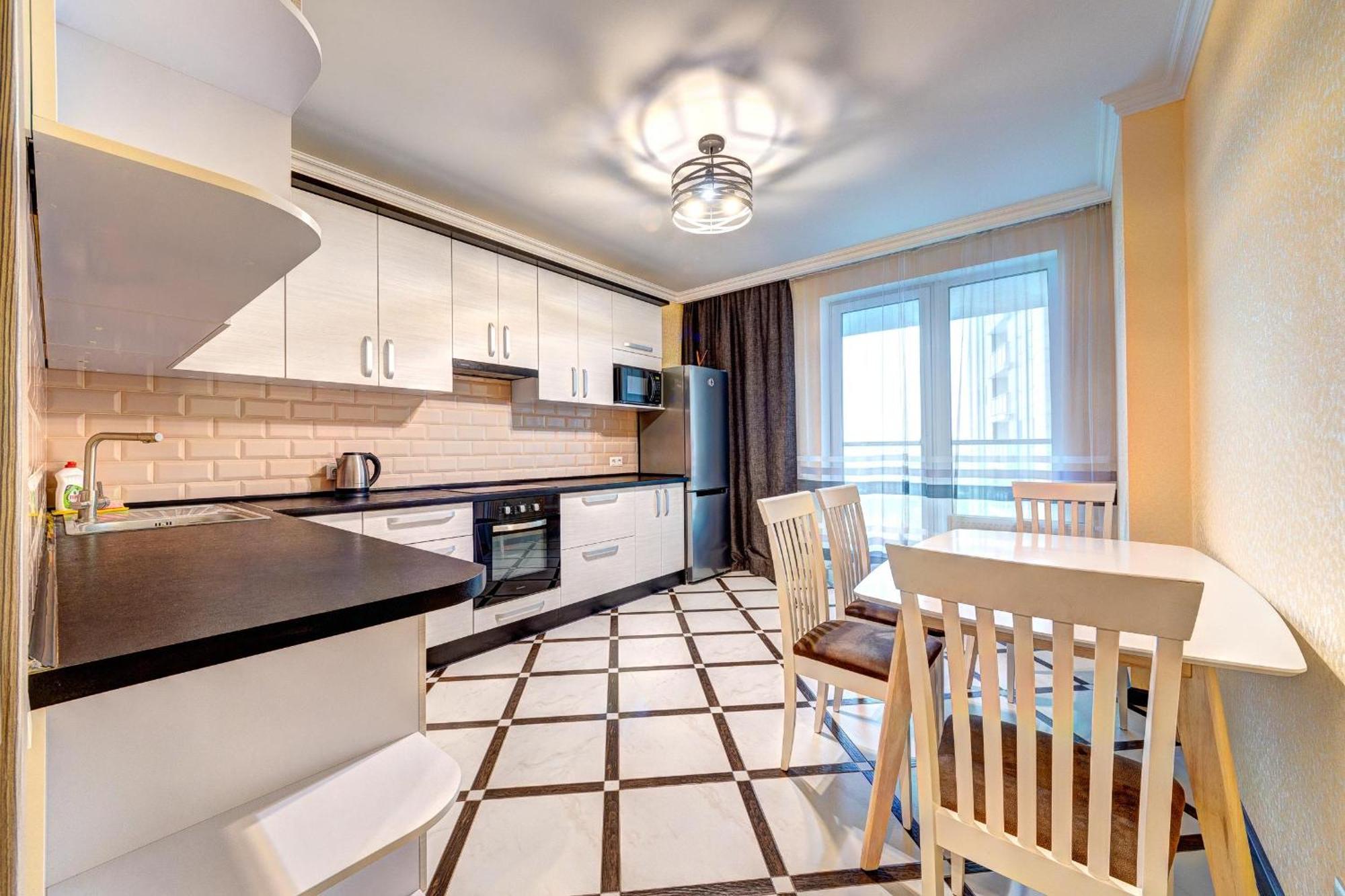 Apartment Voskresenska 18 , Парковые Озера Kiev Bilik gambar