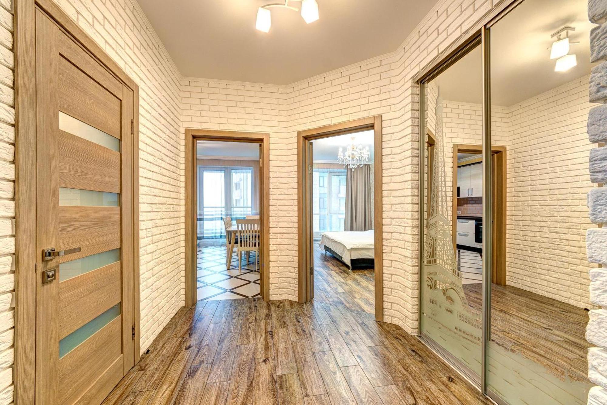 Apartment Voskresenska 18 , Парковые Озера Kiev Bilik gambar