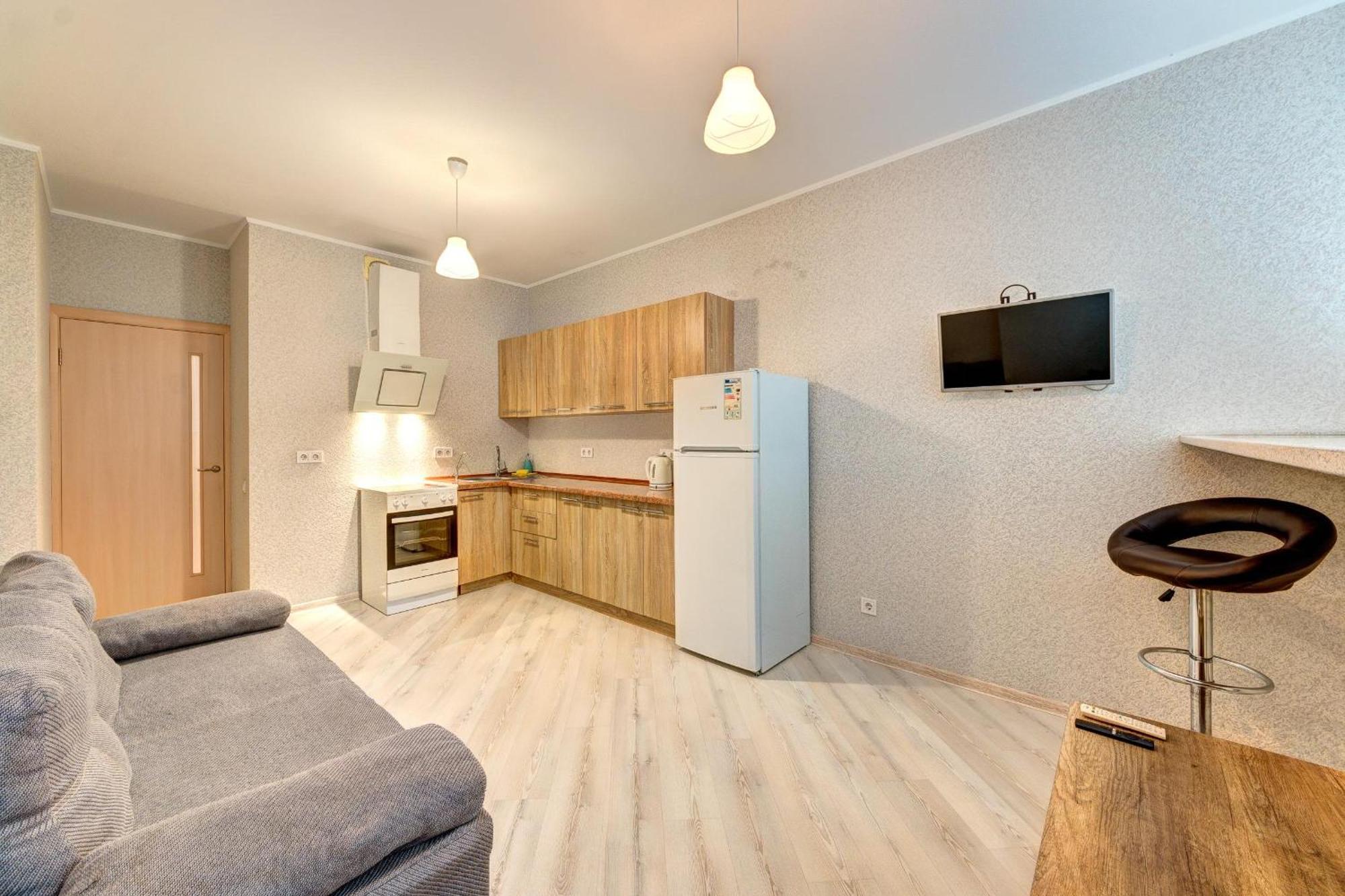 Apartment Voskresenska 18 , Парковые Озера Kiev Bilik gambar